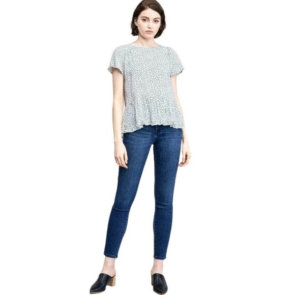 Arrays Ivory Floral Peplum Blouse S Short Sleeve Lightweight Polyester NEW - Picture 5 of 7